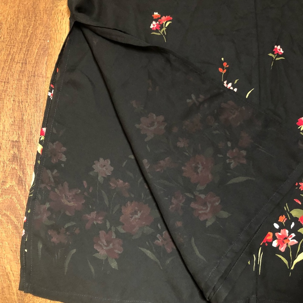 Emma James Long Floral Skirt - Picture 4 of 4